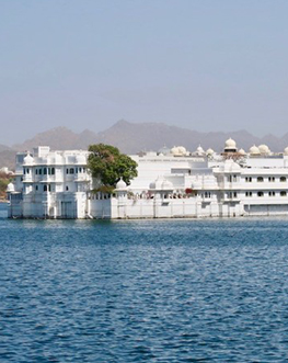 Luxury Tour Of Rajasthan with Taj Palaces and Oberoi Hotels